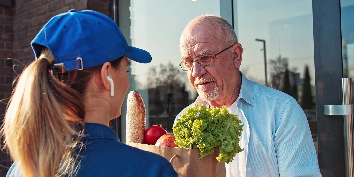 convenient-home-food-delivery-UT2PKY2